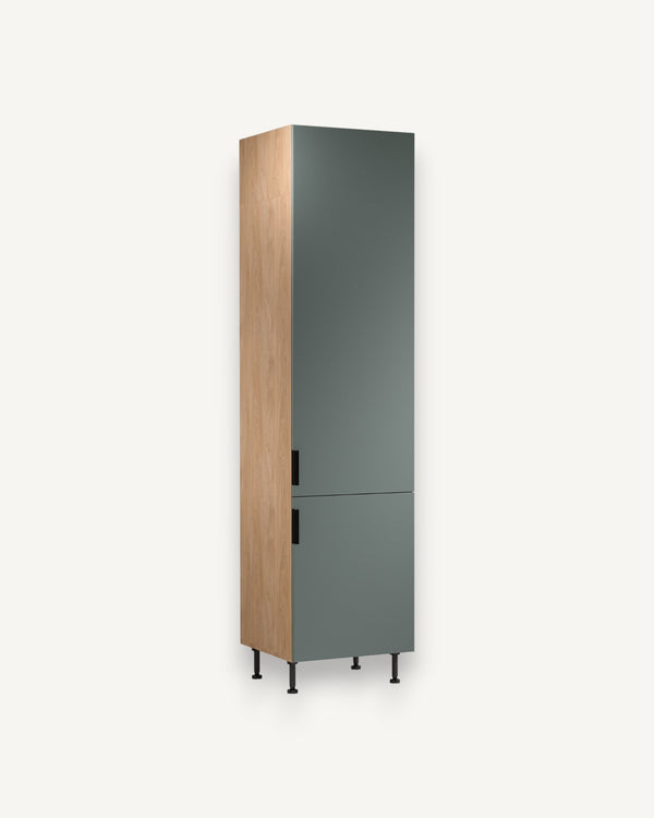 Hochschrank D60T P/L AX – Sorento Grün Sonoma Eiche – Stauraum in der Höhe optimal genutzt.