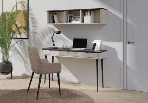 Marly Wand-Kastenregal 127 cm mit 3 Fächern im Raum – Kaschmir / Grauer Stein